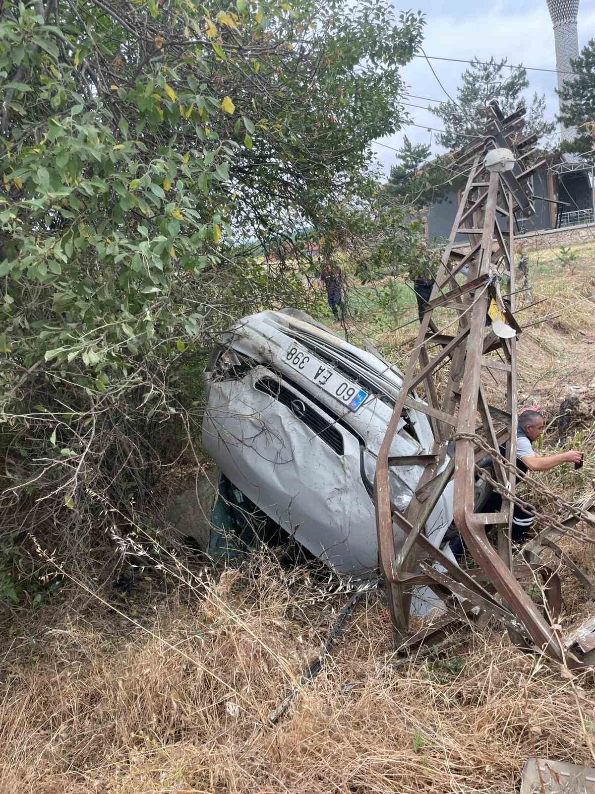 tokatta-trafik-kazasinda-kadin-surucu-yasamini-yitirdi