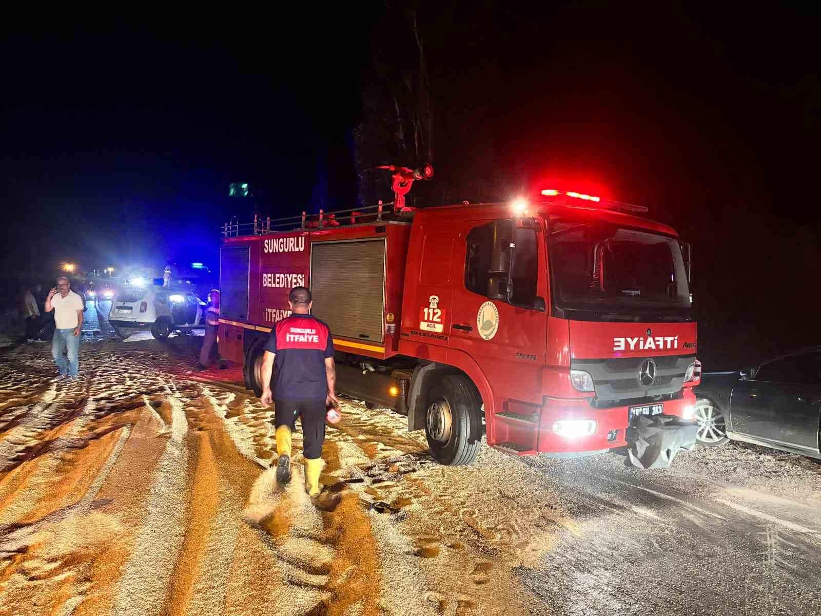 traktor-romorkuna-carpan-cip-hurdaya-dondu-2si-agir-6-yarali