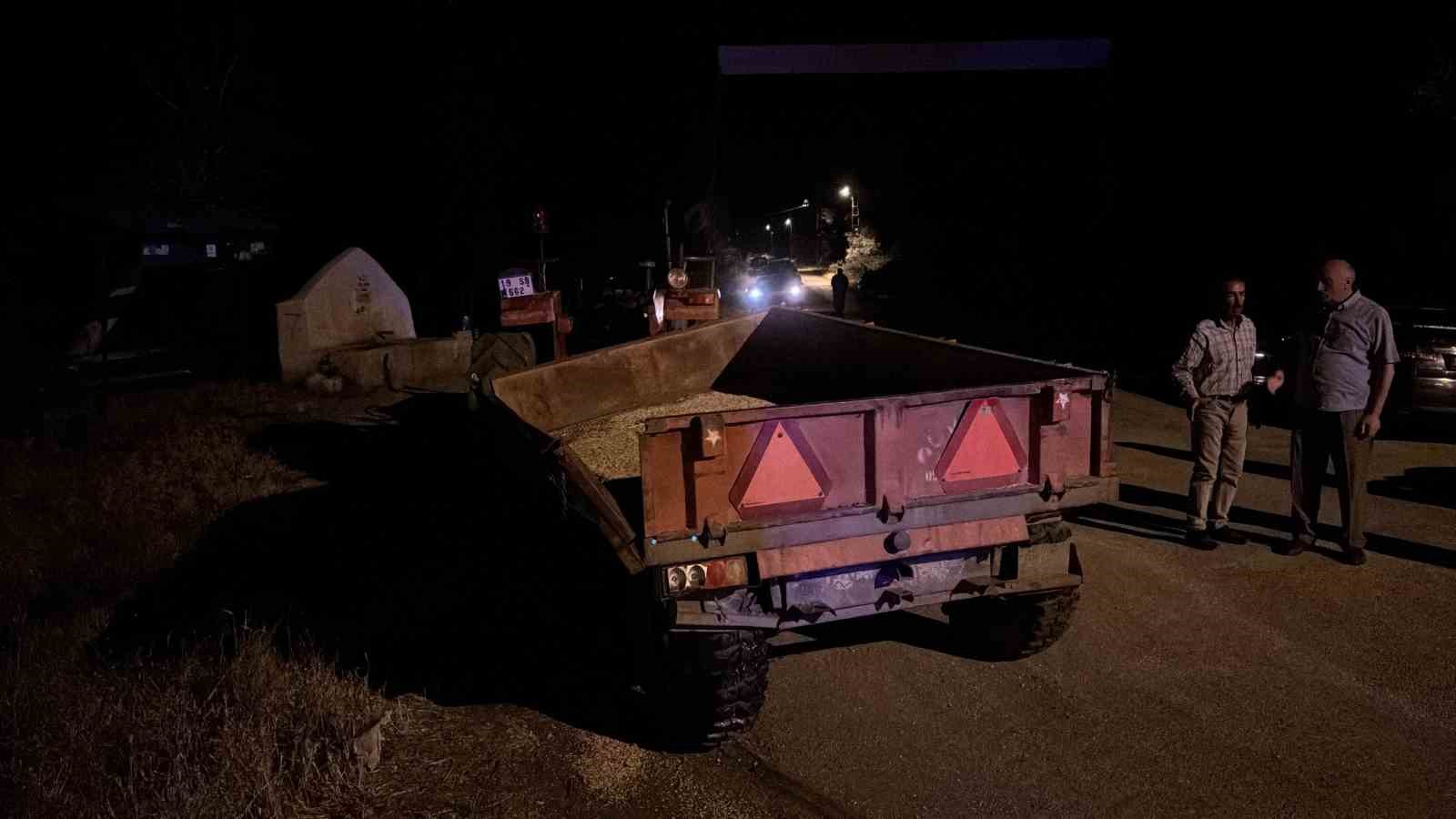 traktor-romorkuna-carpan-cip-hurdaya-dondu-2si-agir-6-yarali