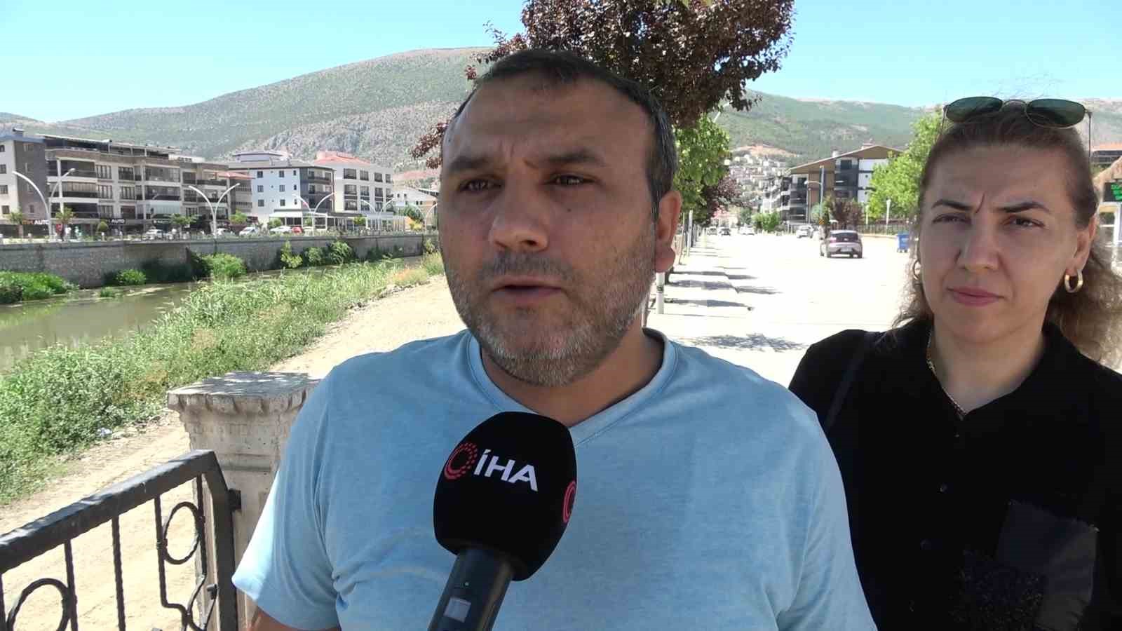 amasya-sokaklarinda-halki-korkutan-kopek-cetesi