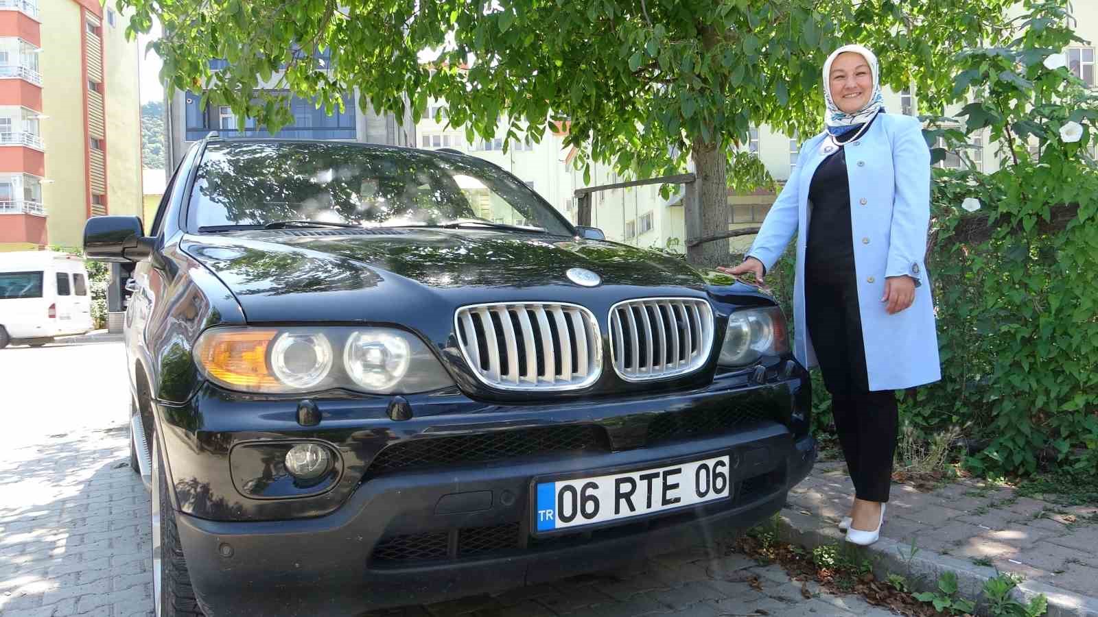bu-arac-yolda-goreni-sasirtiyor-06-rte-06-giresunda