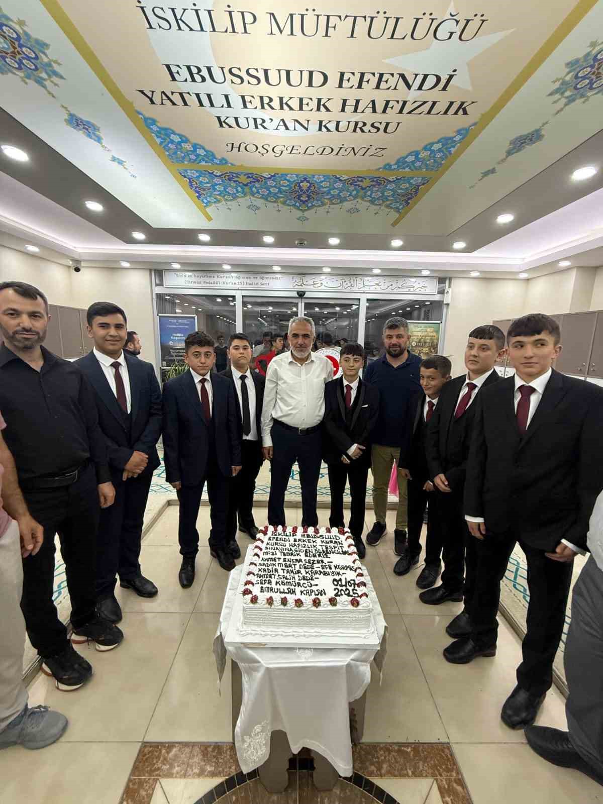 corumda-17-hafiz-mezuniyet-heyecani-yasadi