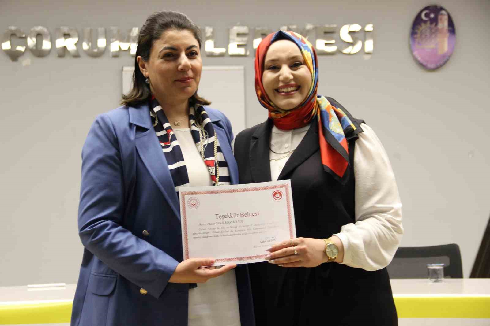 corumda-gonul-elcileri-koruyucu-ailelik-icin-bir-araya-geldi