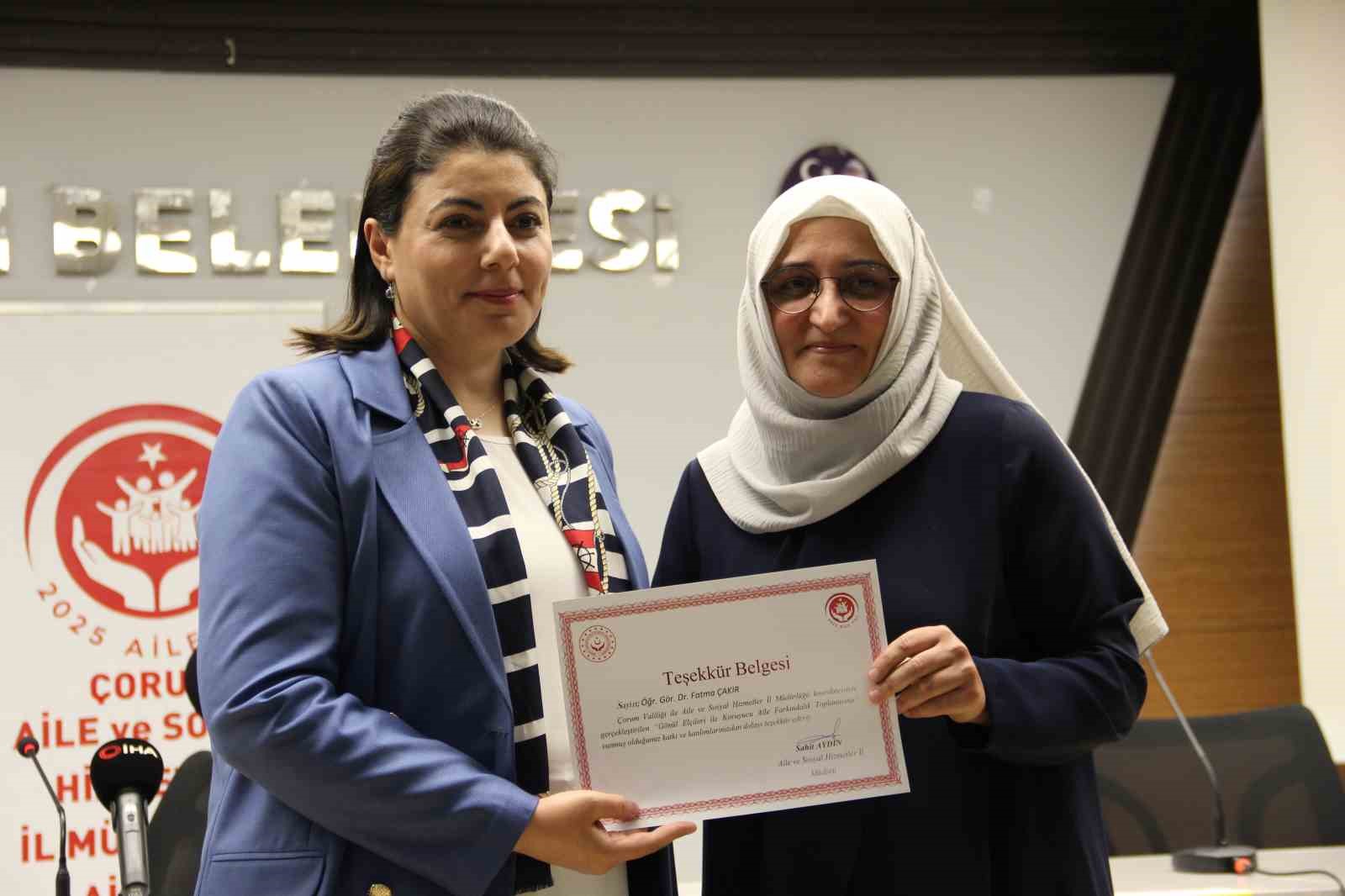 corumda-gonul-elcileri-koruyucu-ailelik-icin-bir-araya-geldi