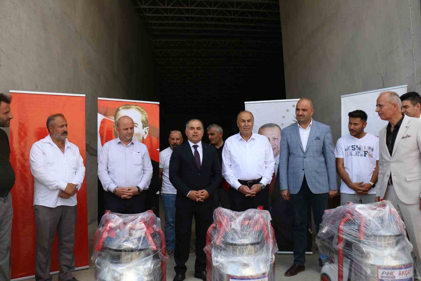 corumda-mobil-sut-sagim-makinesi-dagitildi
