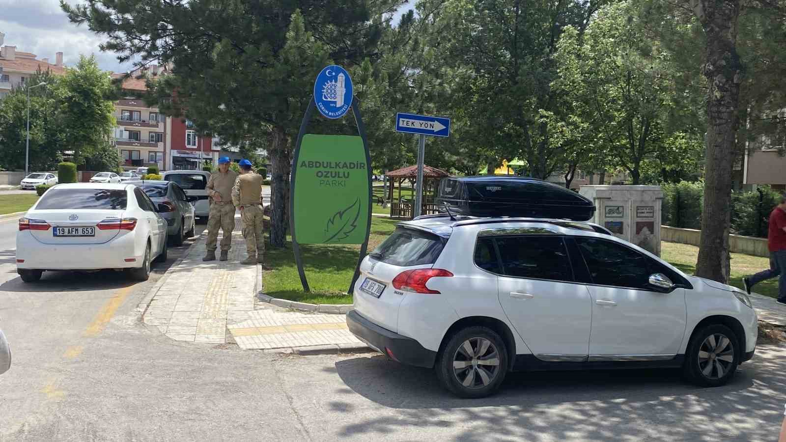 corumda-otomobil-ile-elektrikli-bisiklet-carpisti-1-yarali