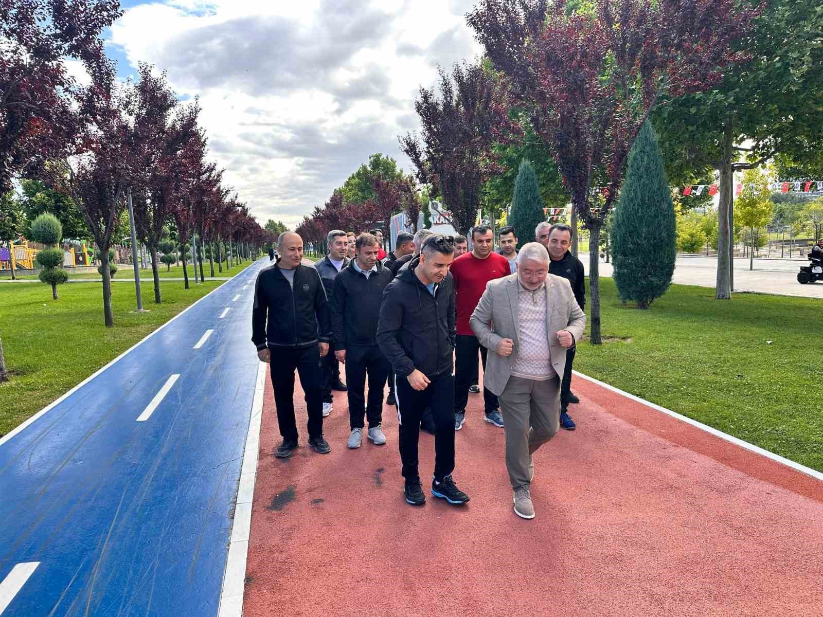 corumda-zabita-ekipleri-sporla-zinde-kaliyor