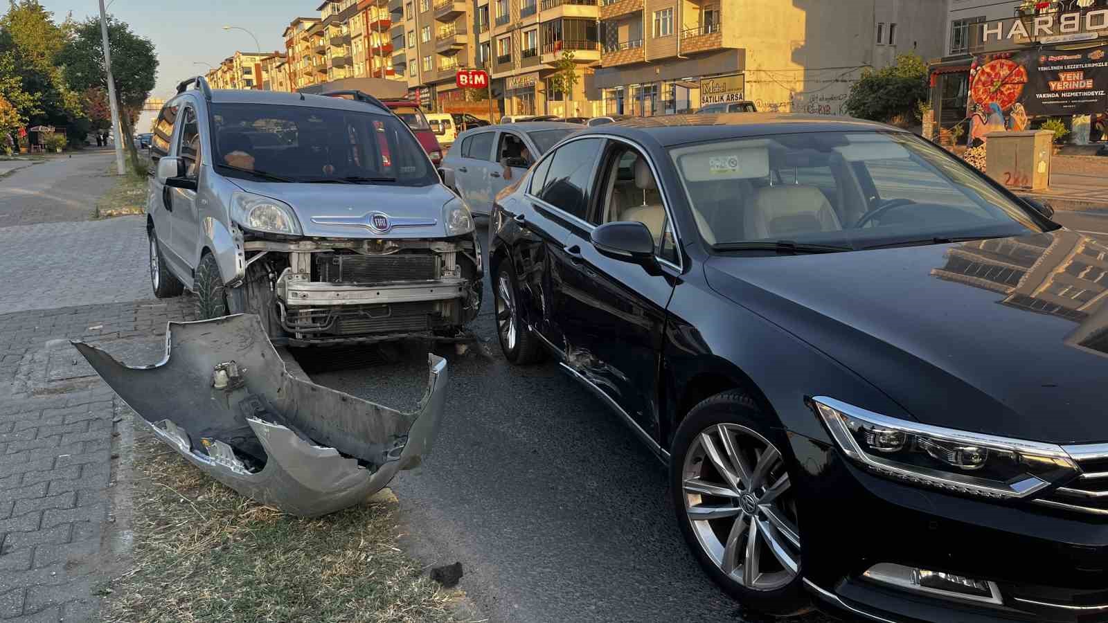 orduda-eski-belediye-baskani-trafik-kazasi-gecirdi