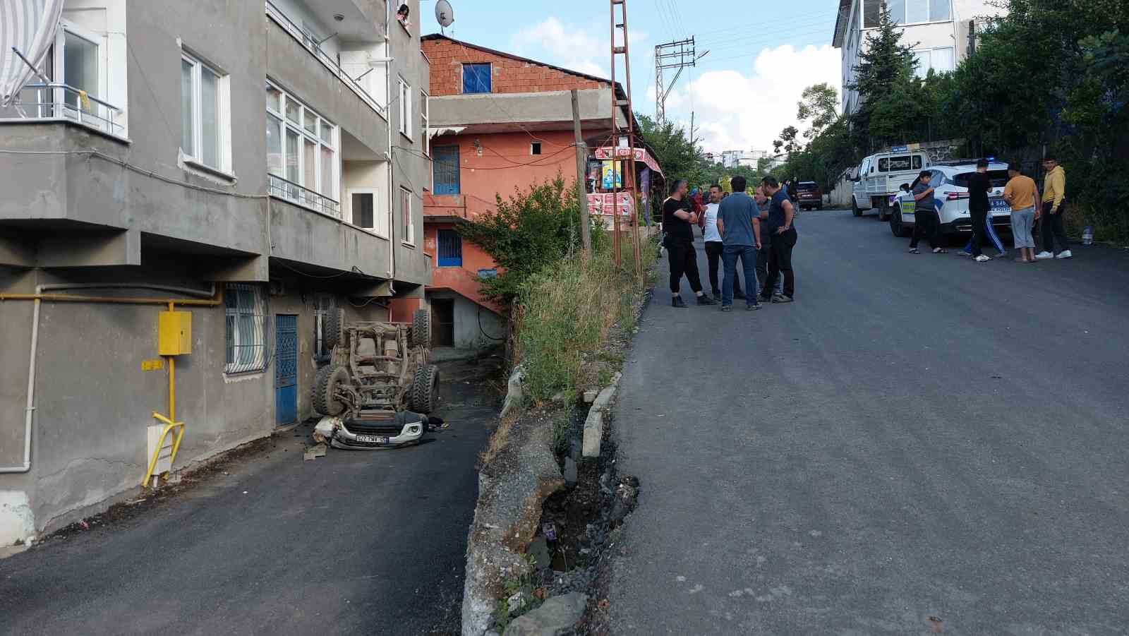 park-halindeki-kamyonet-hareket-ederek-8-yasindaki-cocuga-carpti