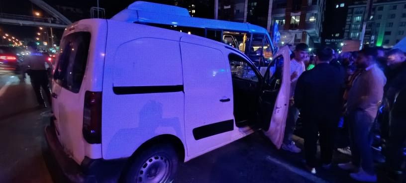 rizede-minibus-ile-hafif-ticari-arac-carpisti-10-yarali