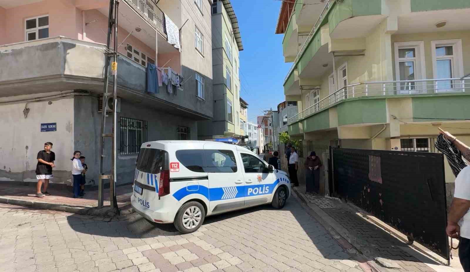 samsunda-3-kattan-dusen-cocuk-agir-yaralandi