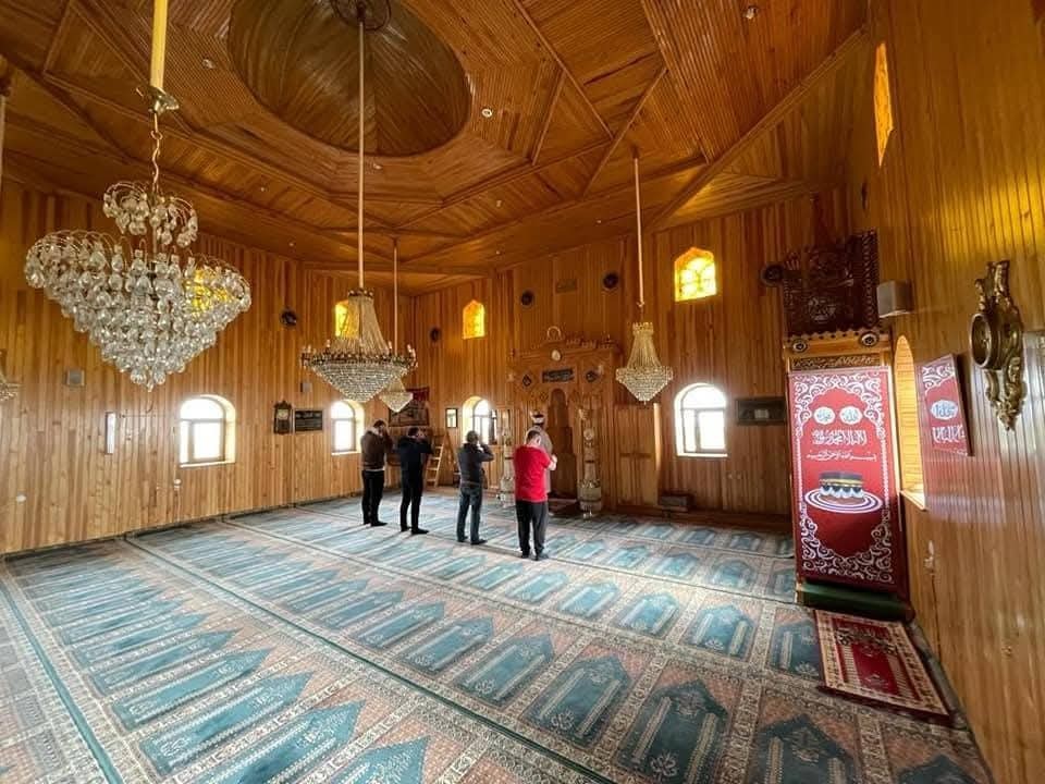 yangin-cikan-cami-buyuk-hasar-aldi-kuran-i-kerimler-zarar-gormedi