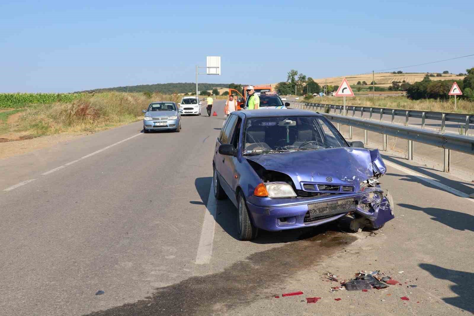 bafrada-trafik-kazasi-4-yarali
