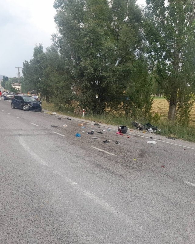 bayburtta-trafik-kazasi-1-kisi-hayatini-kaybetti