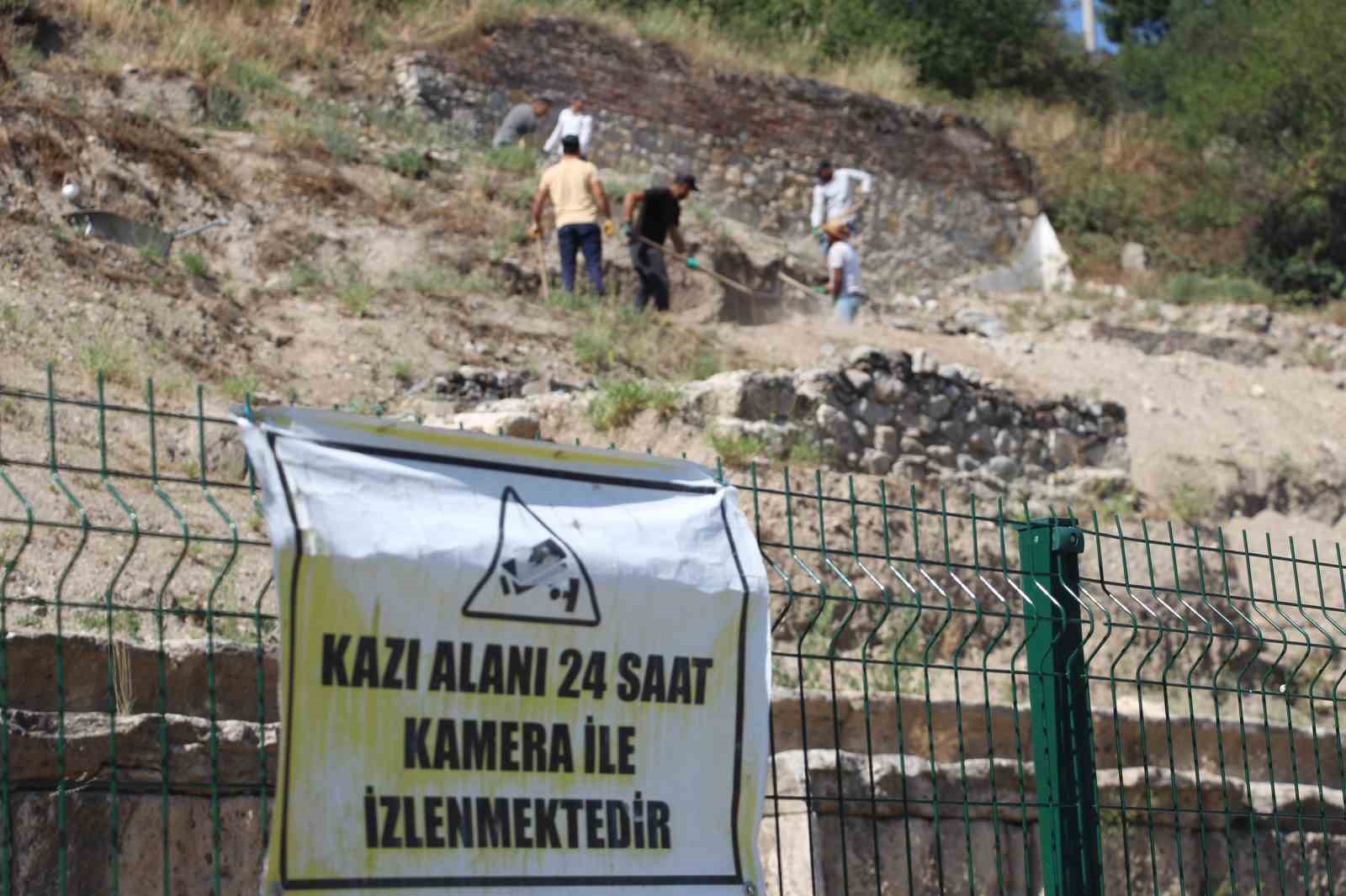 bolu-antik-stadionda-kazi-calismalari-basladi