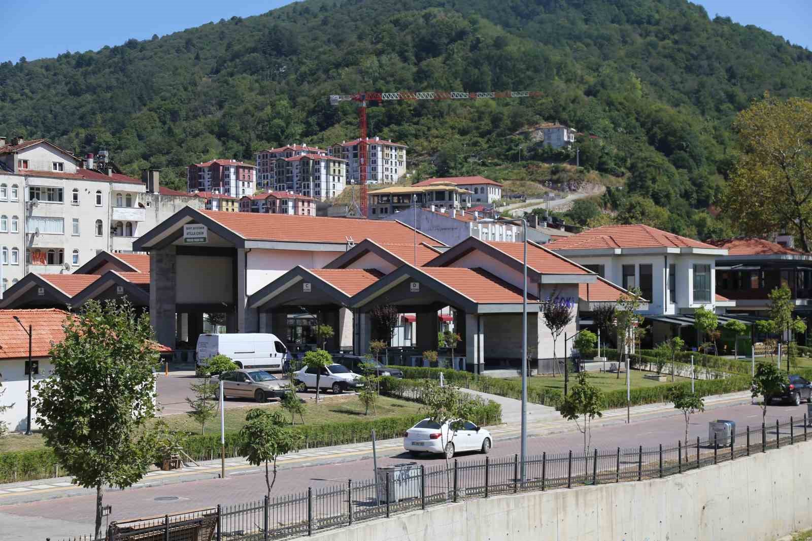 buyuk-sel-felaketinin-4uncu-yil-donumu-bir-ilce-yeniden-insa-edildi