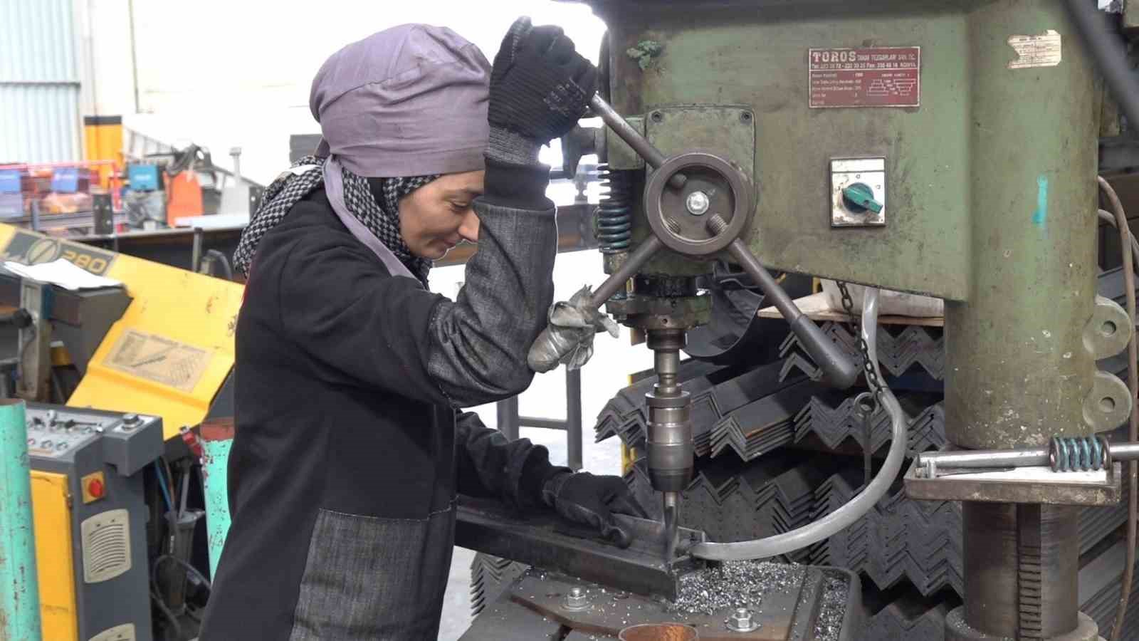 corum-belediyesinden-istihdama-guclu-destek-cokis-ile-3-bin-kisi-is-sahibi-oldu