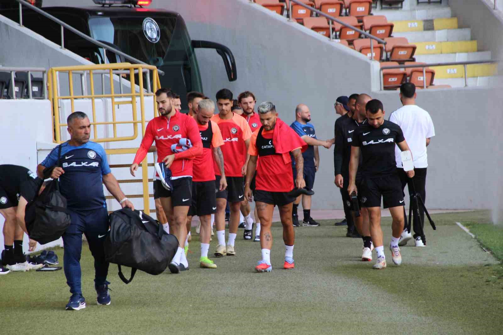 corum-fk-sezon-oncesi-hazirliklarini-tamamladi-hedef-sampiyonluk