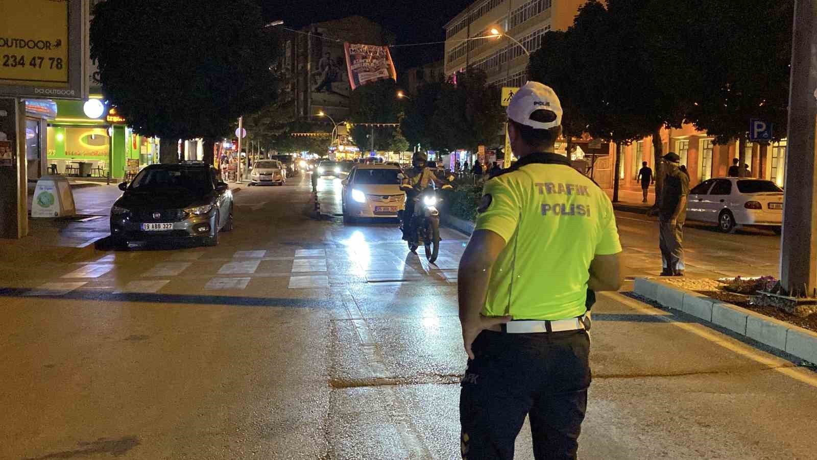 corum-polisinden-huzur-uygulamasi-cezalar-yagdi