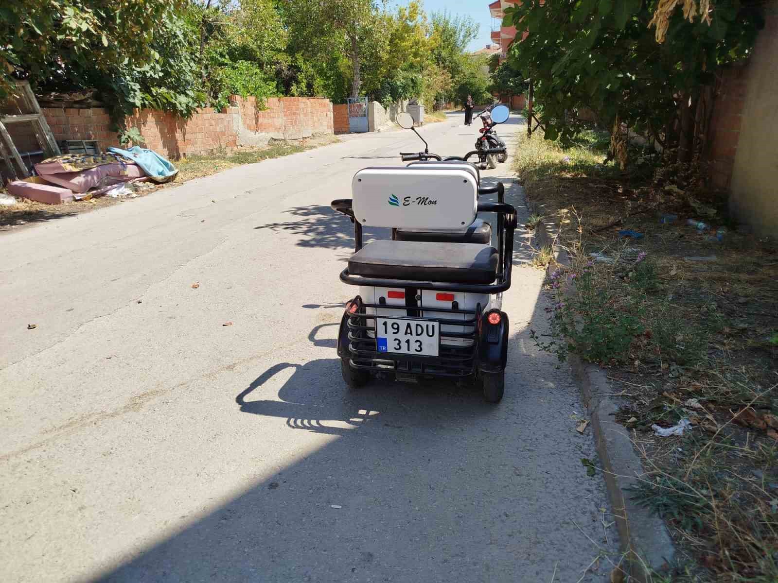 corumda-elektrikli-motosiklet-kazasi-1-yarali