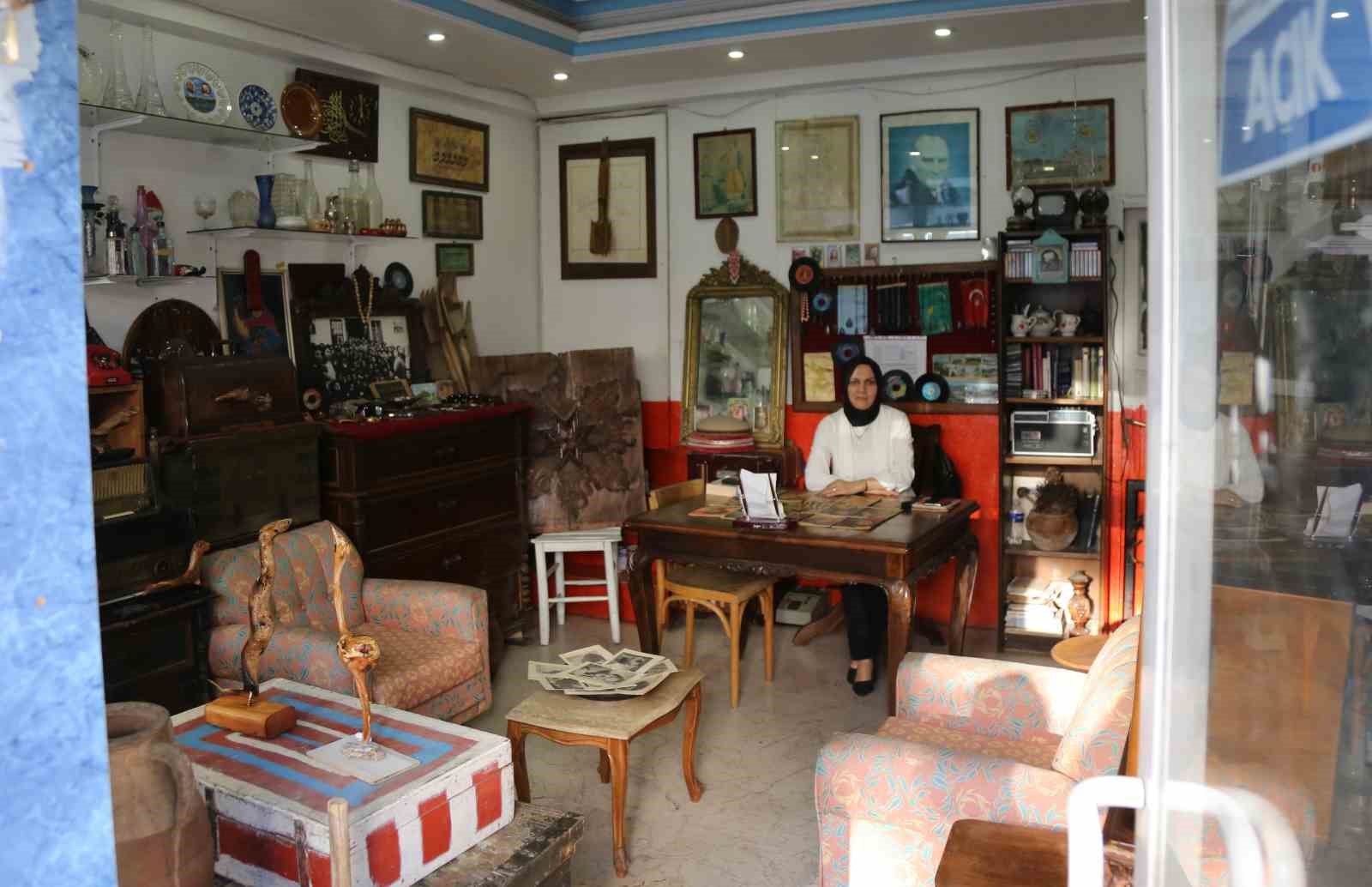 esinden-bulasan-merak-kadin-girisimciyi-antikaci-yapti