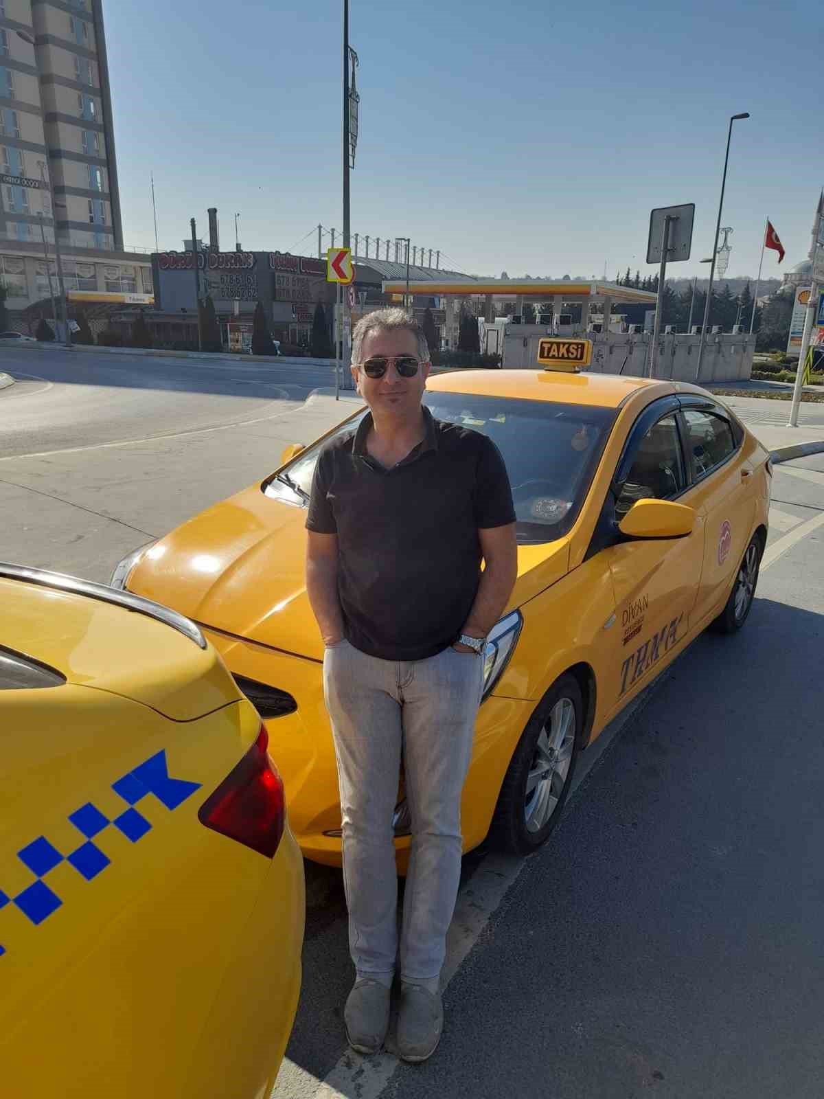 istanbulda-taksiciligi-birakip-memleketine-dondu-sehrin-son-semavercisi-oldu