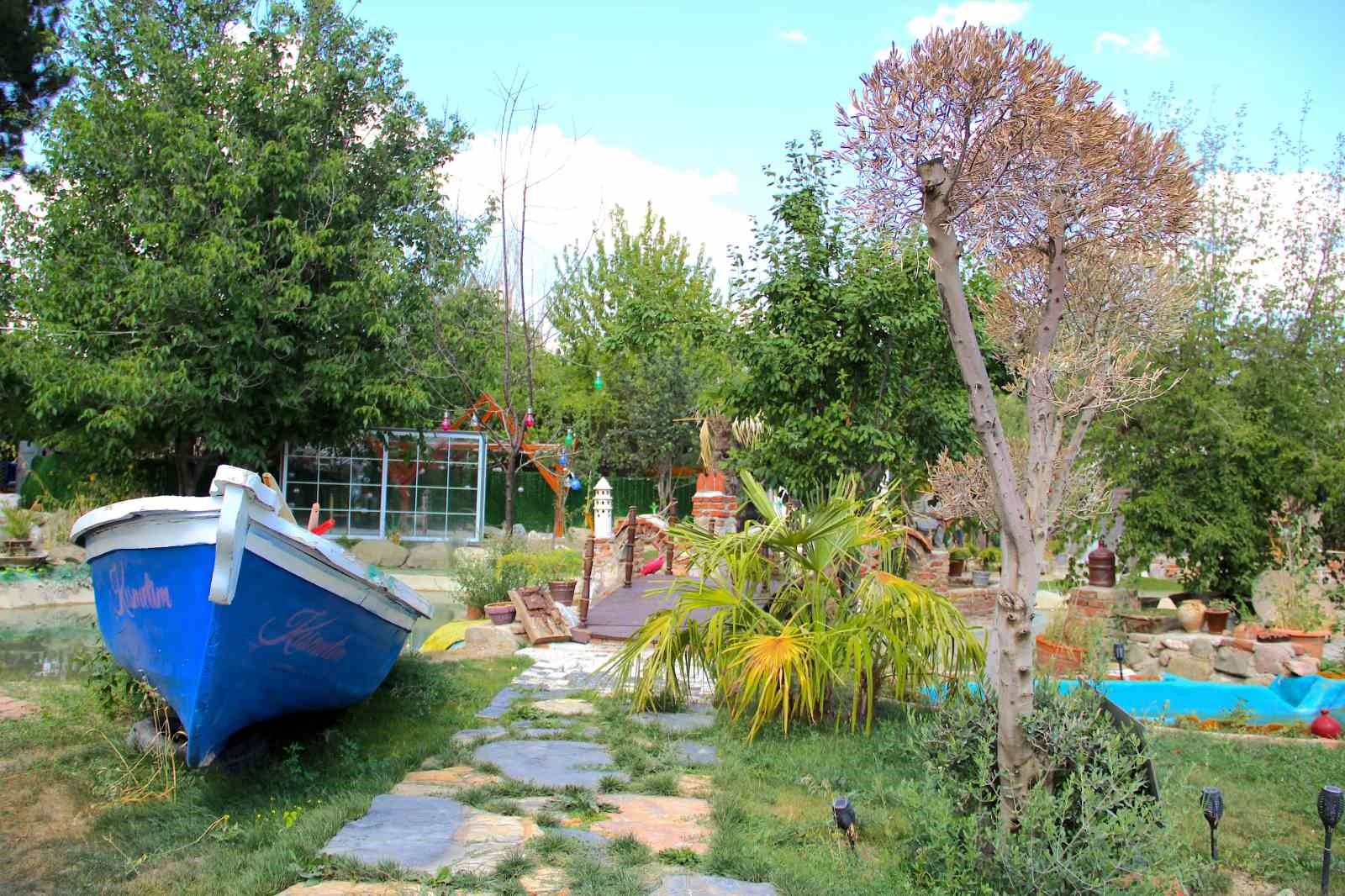 kadin-girisimci-eski-balik-lokantasini-fotograf-platosuna-donusturdu-evlendigimiz-gunden-beri-hayalini-kuruyorduk