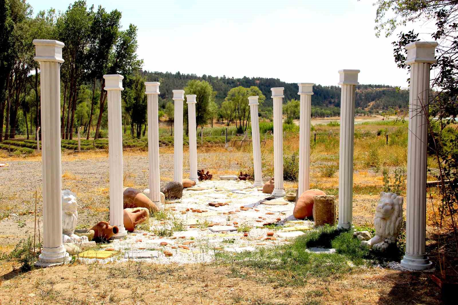 kadin-girisimci-eski-balik-lokantasini-fotograf-platosuna-donusturdu-evlendigimiz-gunden-beri-hayalini-kuruyorduk