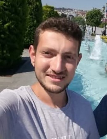 kazada-olen-anne-bobregini-verdigi-oglu-ve-kizi-son-yolculuguna-ugurlandi