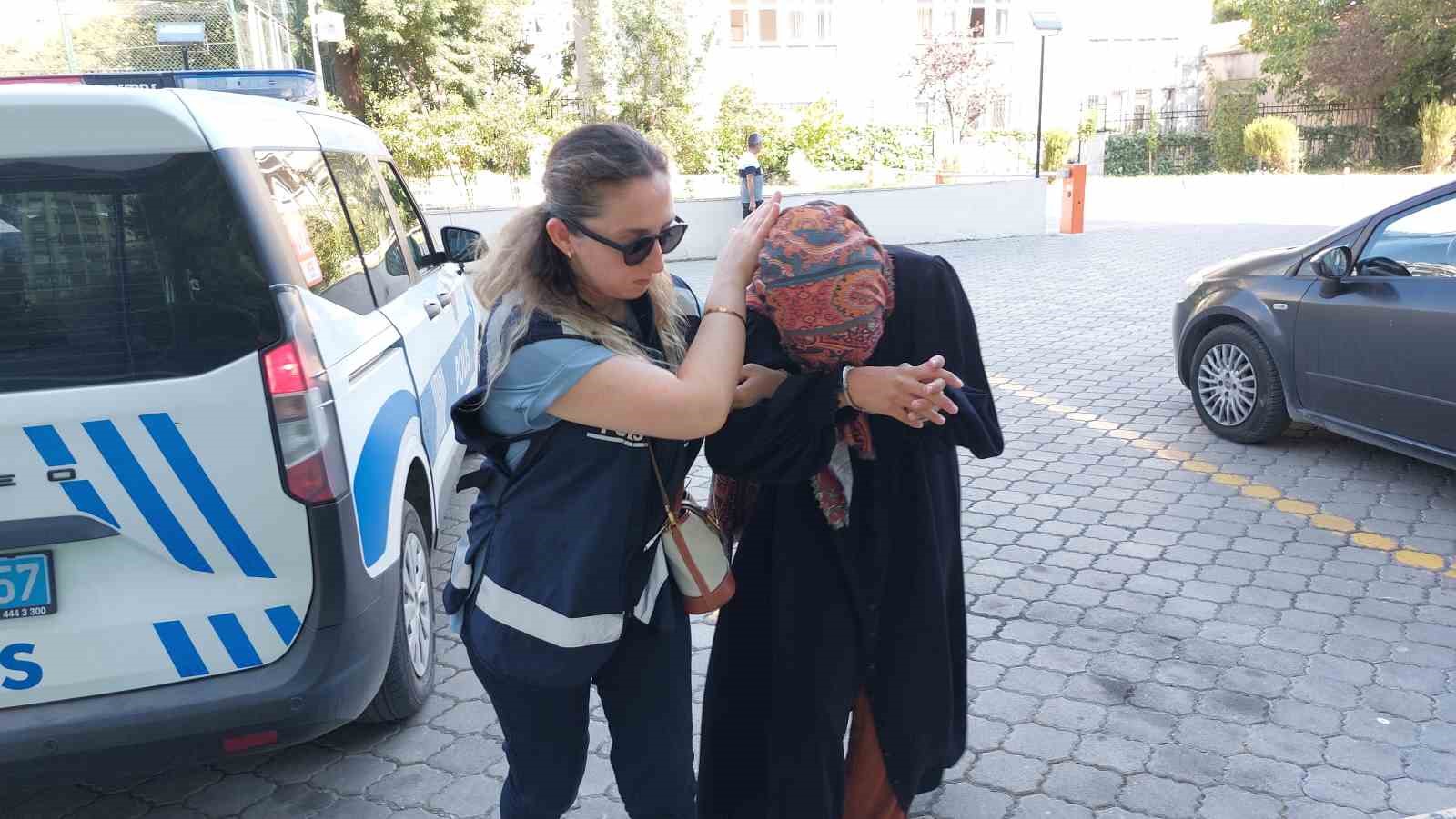 komsusunun-anahtarini-kopyalayip-17-milyon-liralik-altin-caldi-sifir-arac-aldi