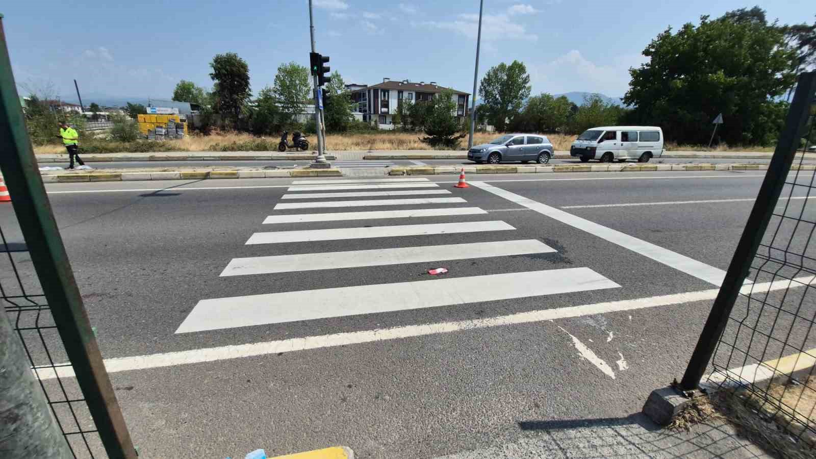 motosikletliler-karsidan-karsiya-gecemedi