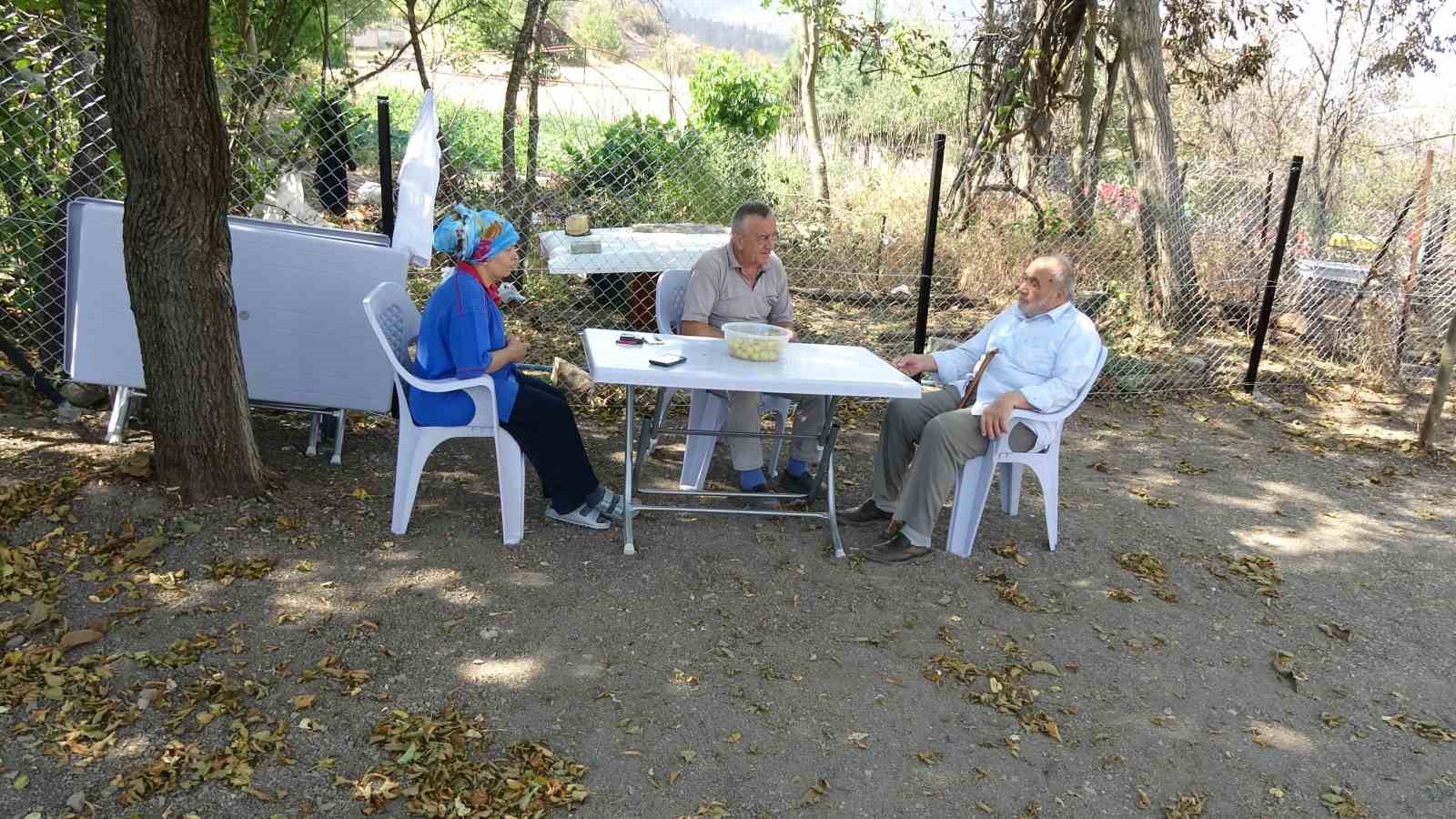 orman-yangininda-60-yil-sonra-ayni-aciyi-yasadi