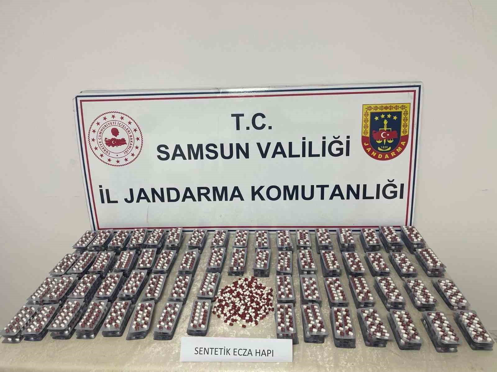 samsunda-cocuk-100-kutu-uyusturucuyla-yakalandi