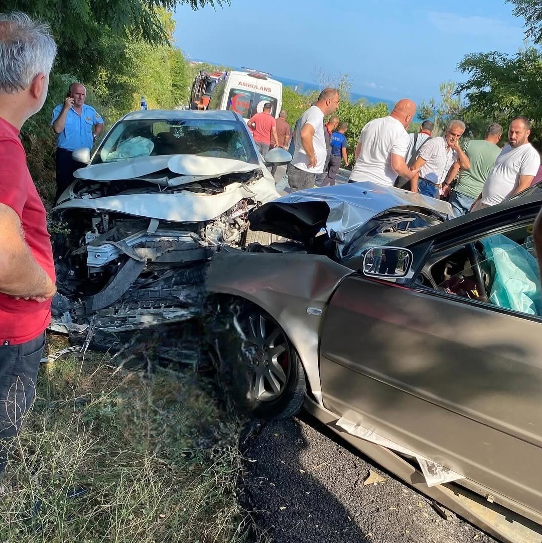 sinopta-trafik-kazasi-6-yarali