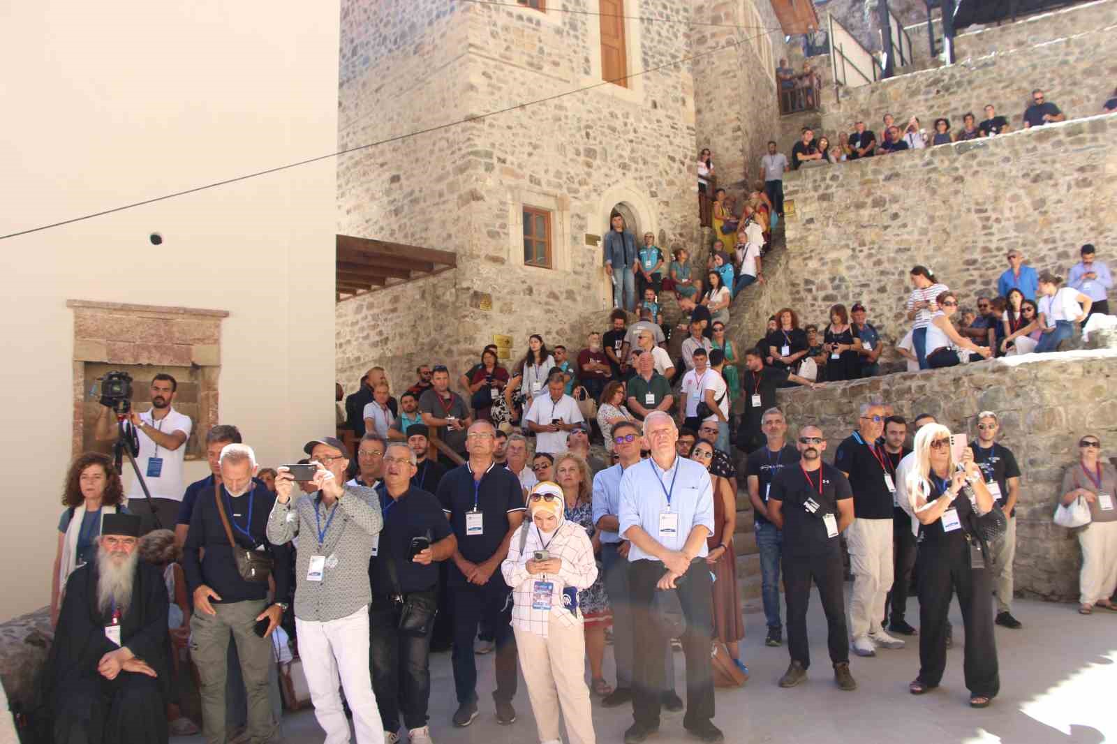 sumela-manastirinda-12-ayin