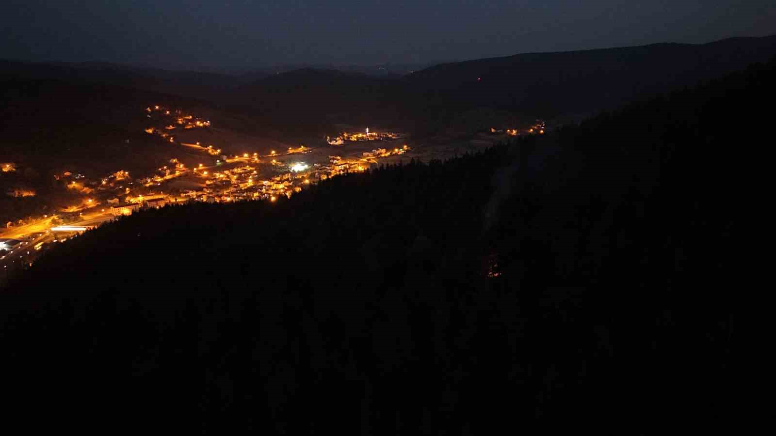 turbede-cikan-yangin-ormana-sicradi