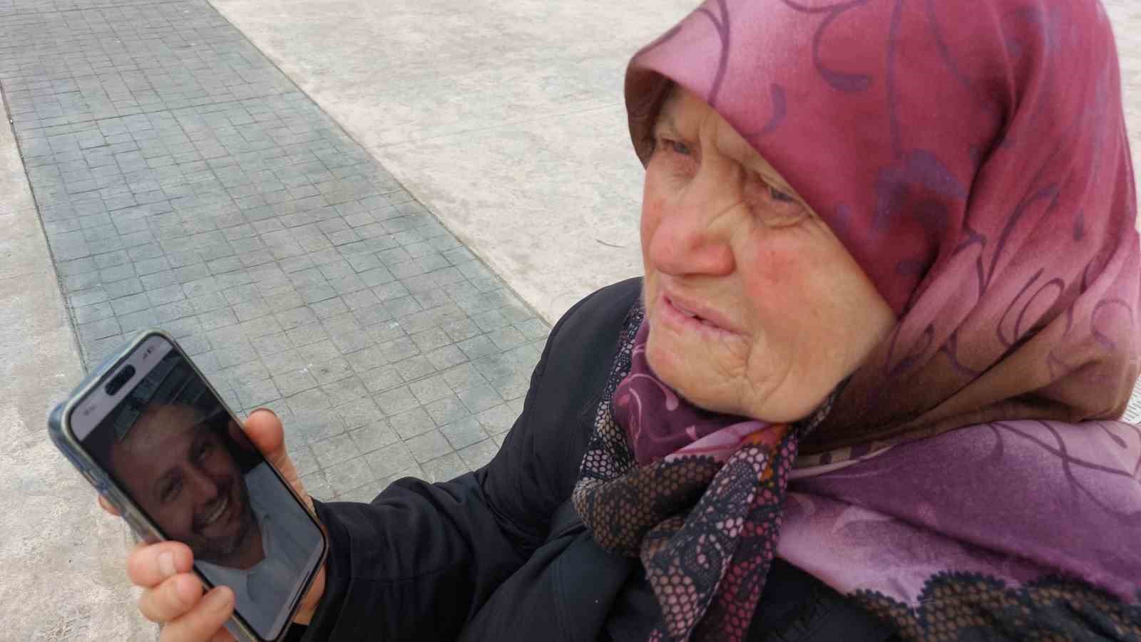 yasli-kadin-bir-aydir-kayip-oglunu-ariyor