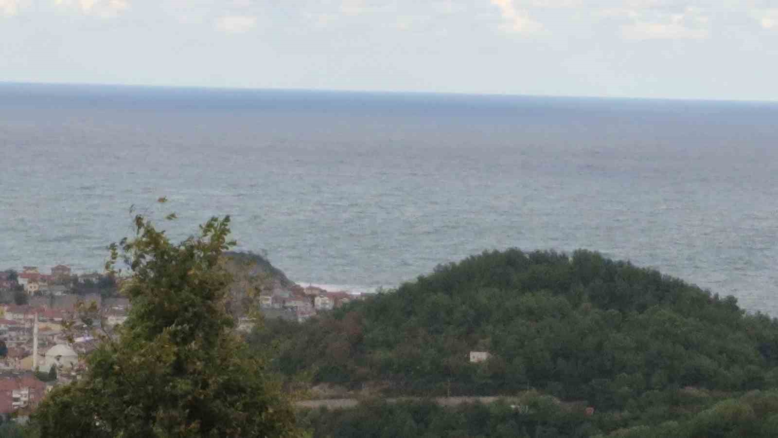 amasrada-denizin-rengi-degisti