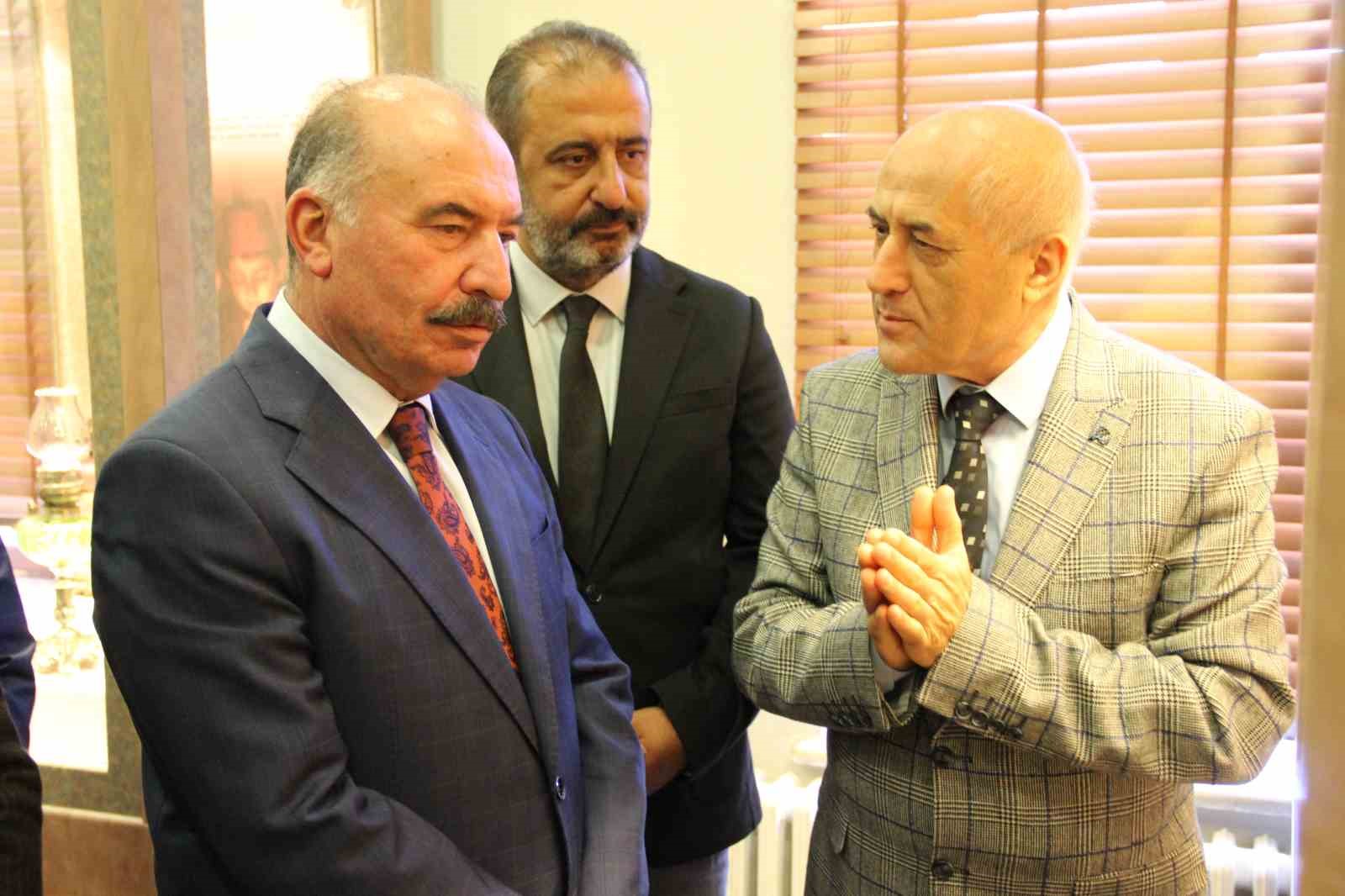 corumda-isigin-binlerce-yillik-tarihine-yolculuk-ettiren-sergi