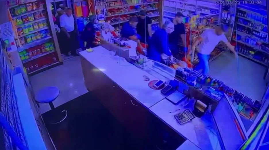 dinlenme-tesisinde-kalp-krizi-geciren-yolcu-hastanede-hayatini-kaybetti