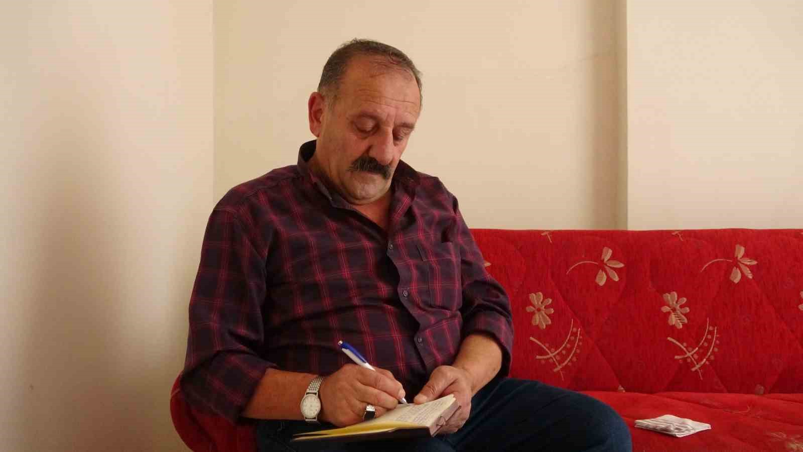 milli-duygularinin-hedefi-oldu-sahte-komiser-savcinin-katilini-bulduk-yalaniyla-bayburtlu-halk-ozanini-dolandirdi