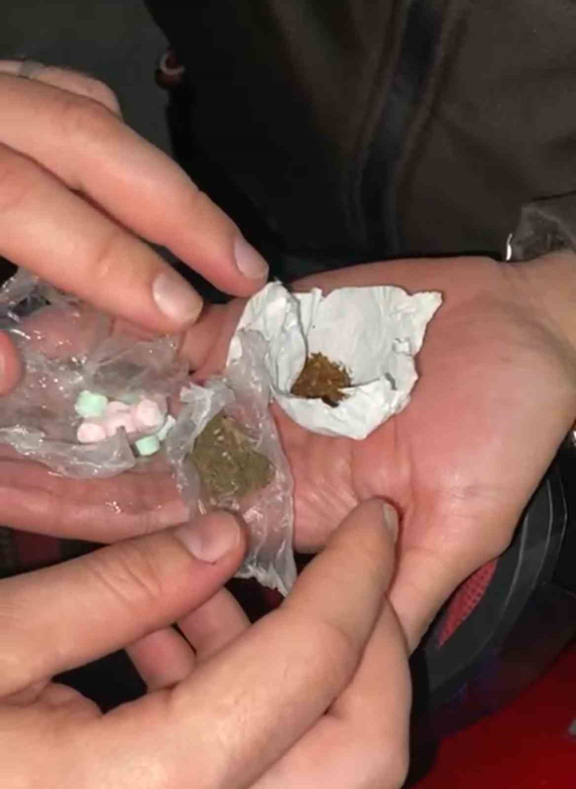 motosiklet-kaskina-gizlenmis-uyusturucu-ele-gecirildi