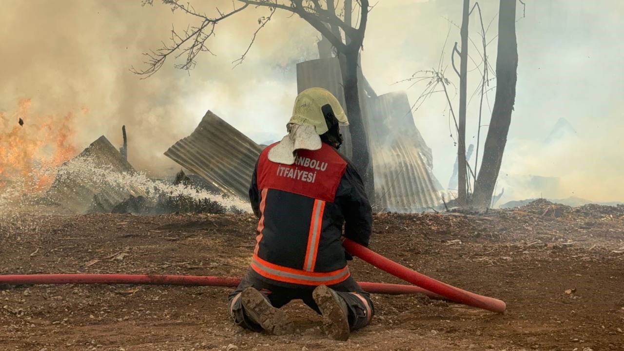 safranboluda-kereste-fabrikasinda-yangin