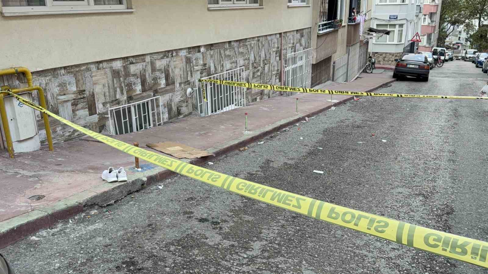 samsunda-20-yasindaki-kadin-4-katli-binanin-catisindan-atladi