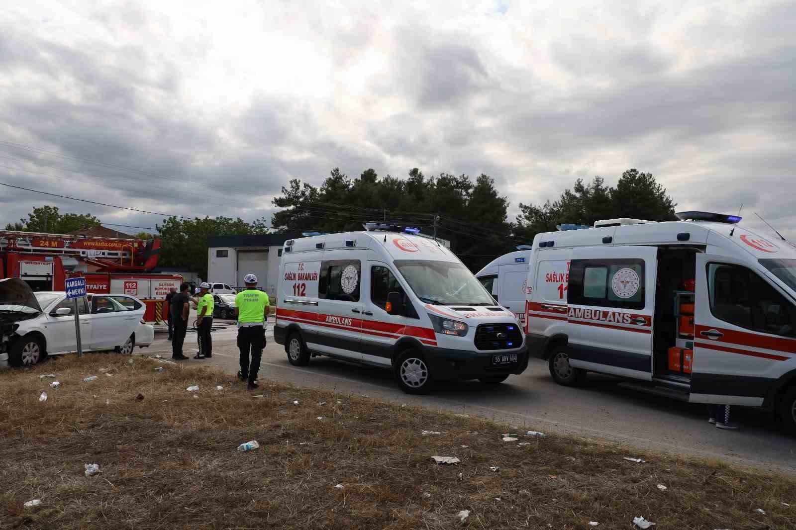 samsunda-zincirleme-trafik-kazasi-6-yarali