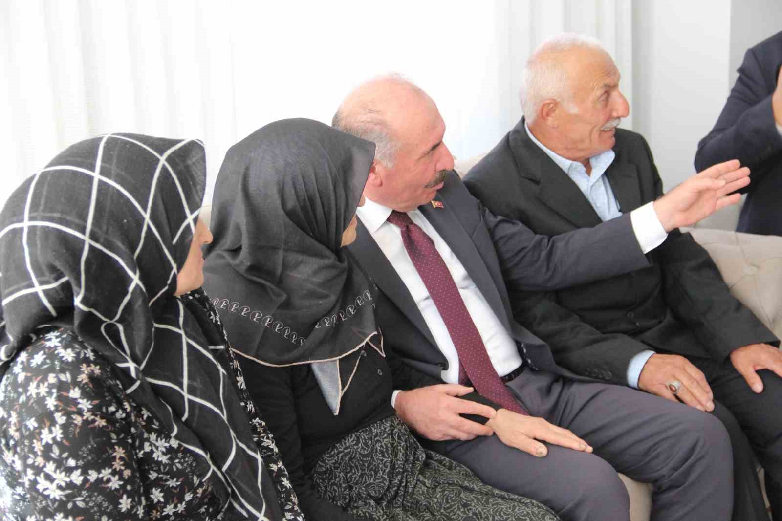sehit-mustafa-uslunun-hayalini-devlet-gerceklestirdi-ailesi-yeni-evine-kavustu