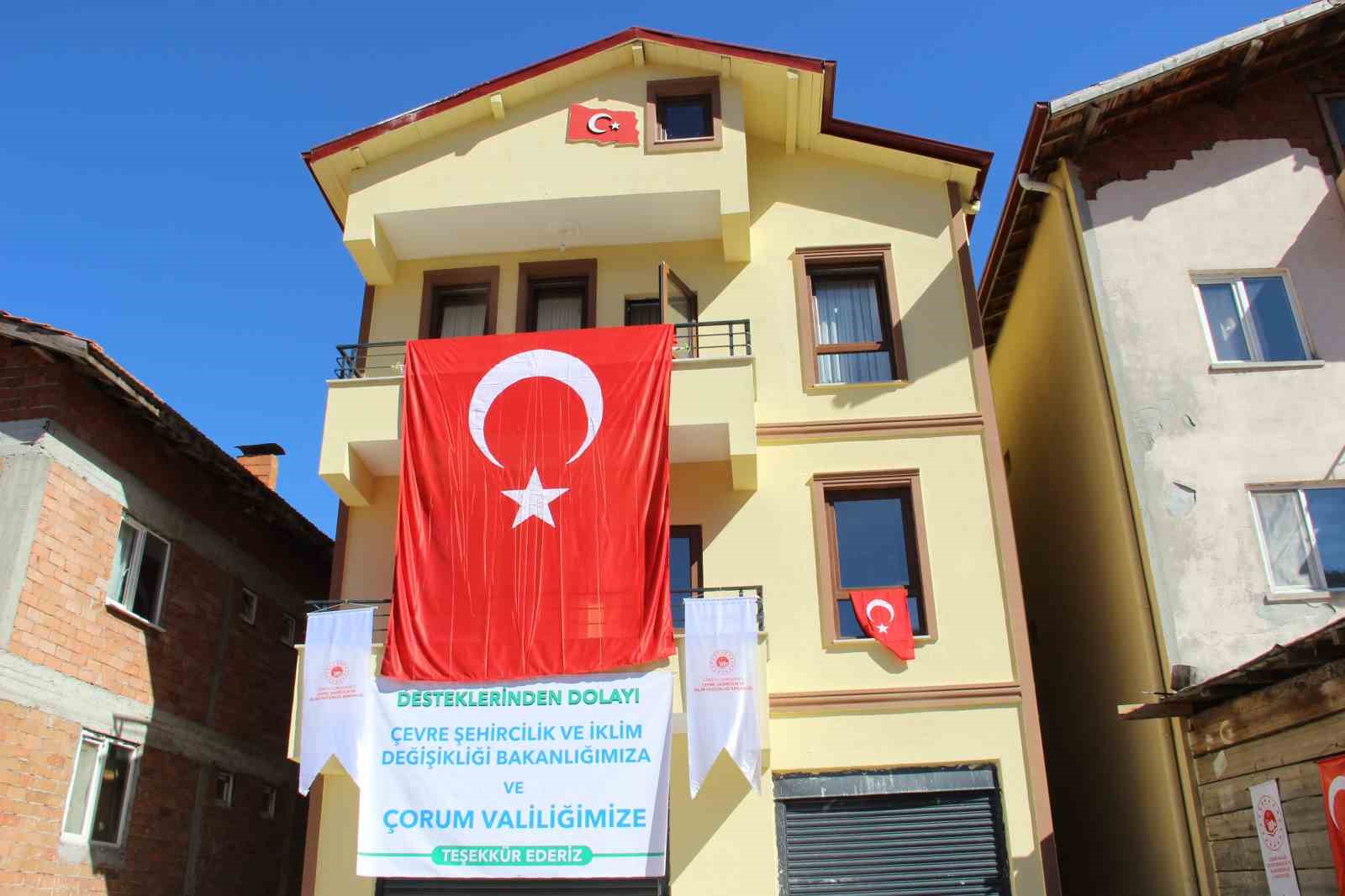 sehit-mustafa-uslunun-hayalini-devlet-gerceklestirdi-ailesi-yeni-evine-kavustu