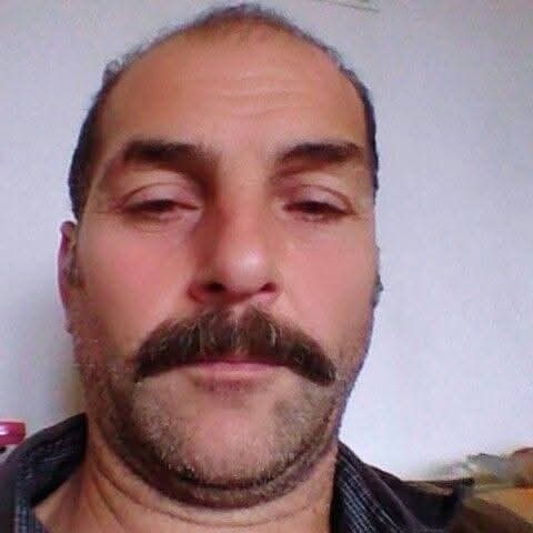 uzerine-yildirim-dusen-vatandas-hayatini-kaybetti