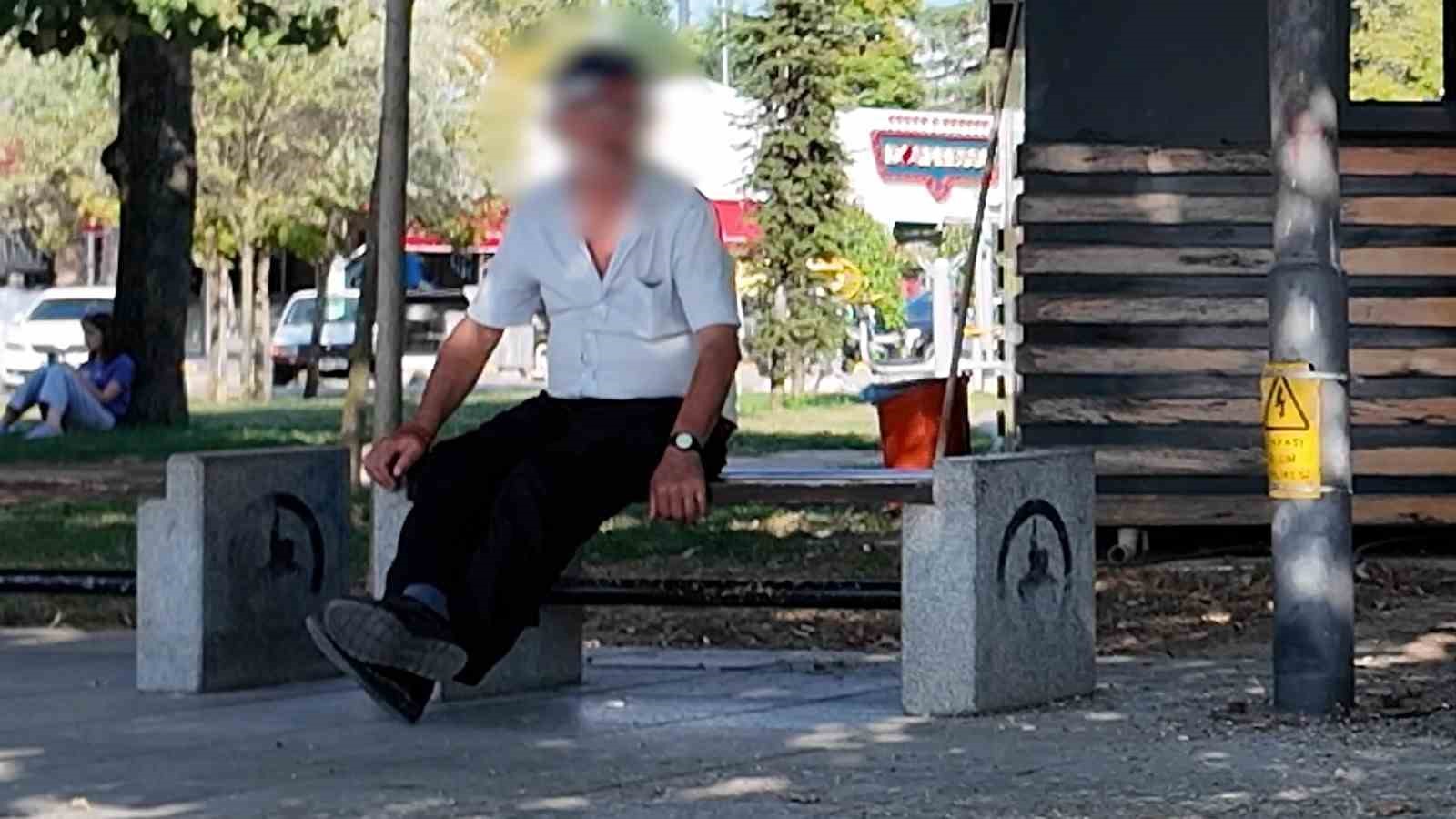 yaka-kamerali-zabita-yere-cop-atani-affetmiyor
