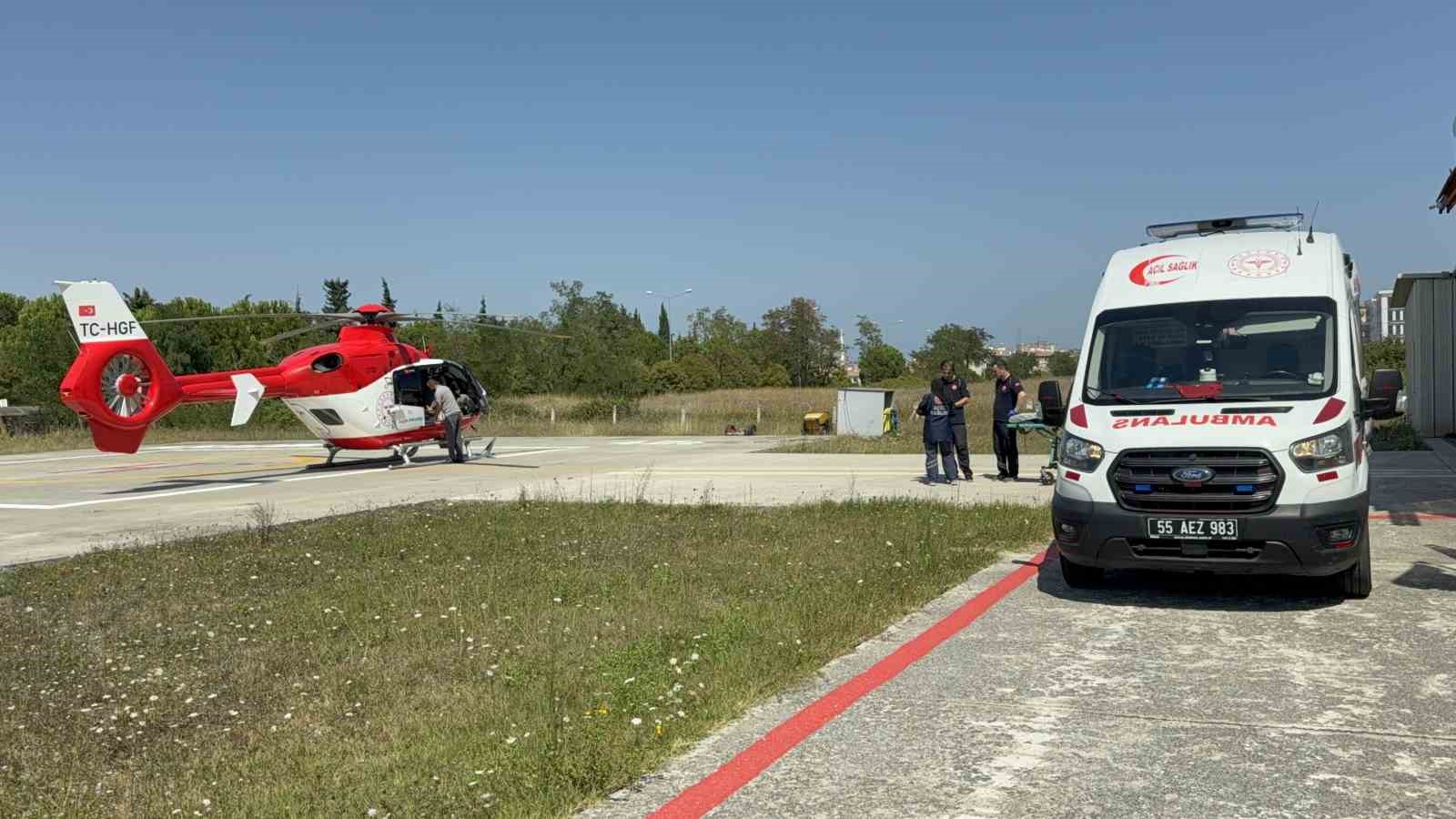 yasli-adamin-yardimina-ambulans-helikopter-yetisti